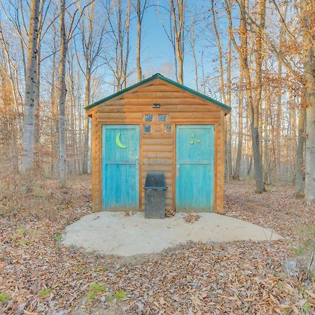 Stylish Creekside Cabin With Fire Pit Near Wineries Pittsville Exterior photo