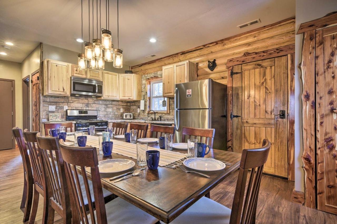 Stylish Creekside Cabin With Fire Pit Near Wineries Pittsville Exterior photo